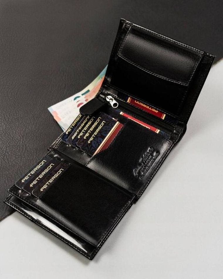 Portfel, czarny, skórzany, Peterson
