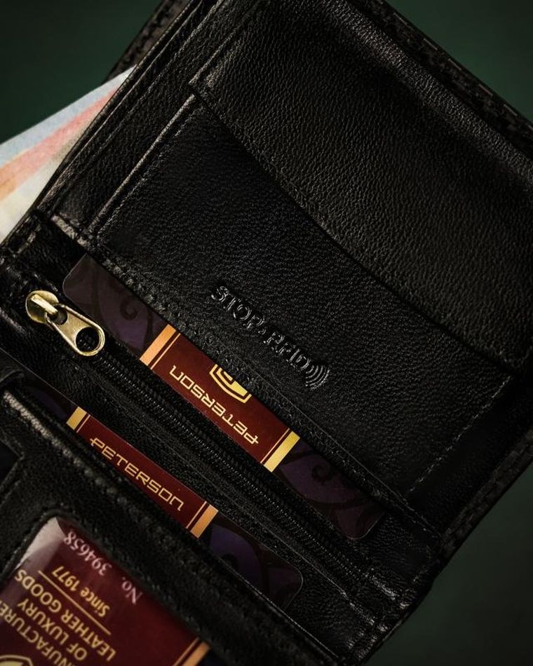 Portfel, czarny, skórzany, RFID, Peterson