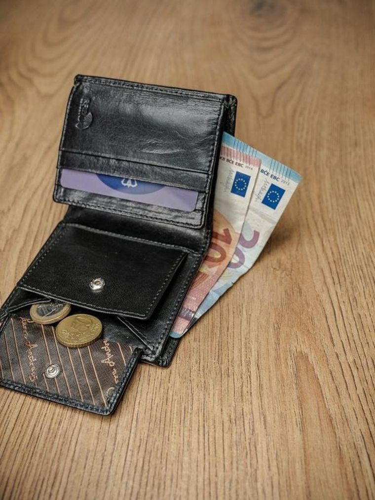 Portfel, czarny, skórzany, RFID, Pierre Andreus