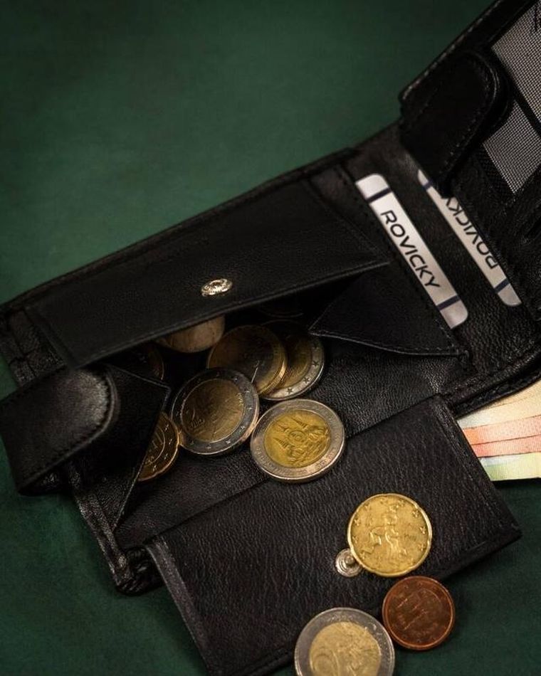 Portfel, czarny, skórzany, RFID, Rovicky