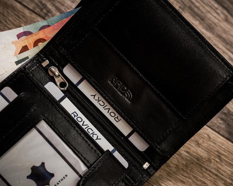 Portfel, czarny, skórzany, RFID, Rovicky