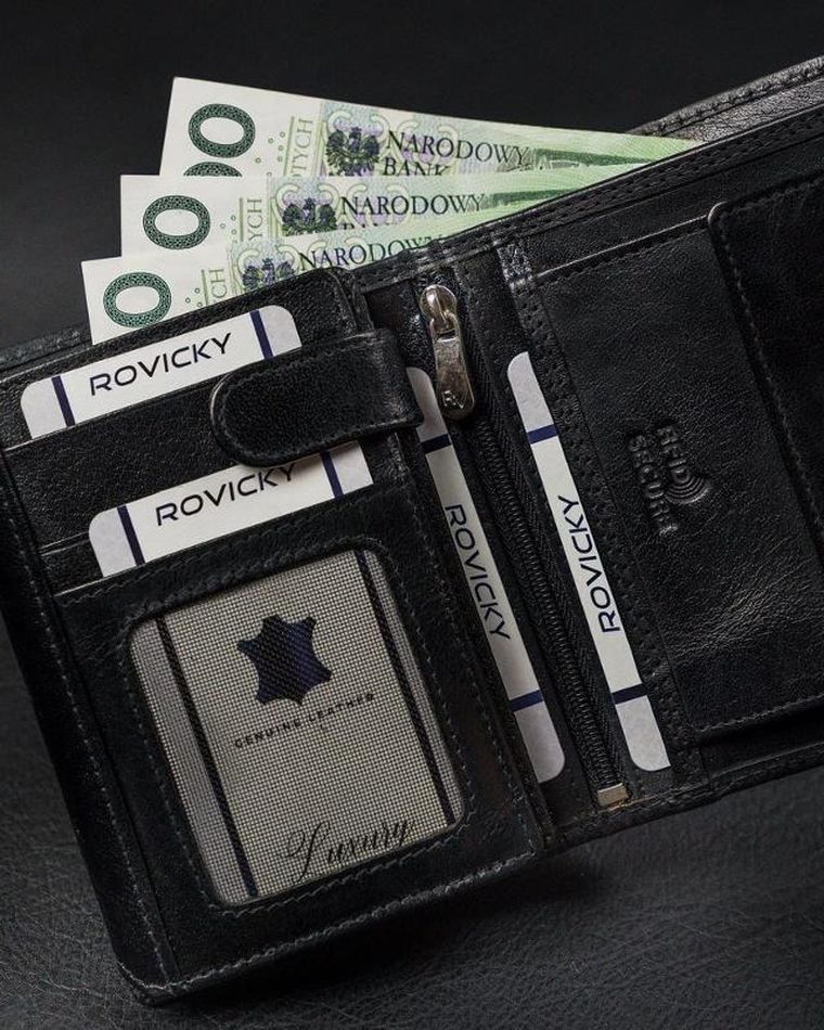 Portfel, czarny, skórzany, RFID, Rovicky