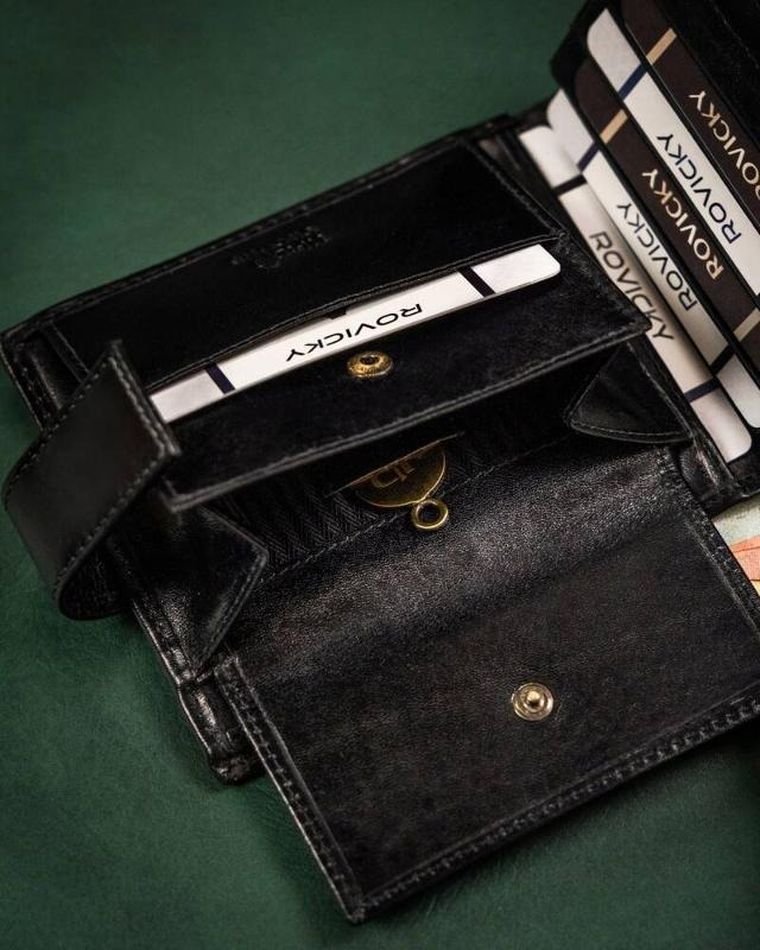 Portfel, czarny, skórzany, RFID, Rovicky