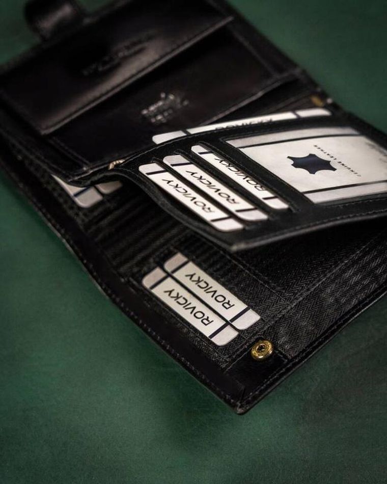 Portfel, czarny, skórzany, RFID, Rovicky