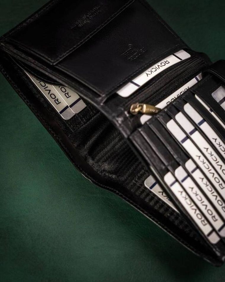 Portfel, czarny, skórzany, RFID, Rovicky