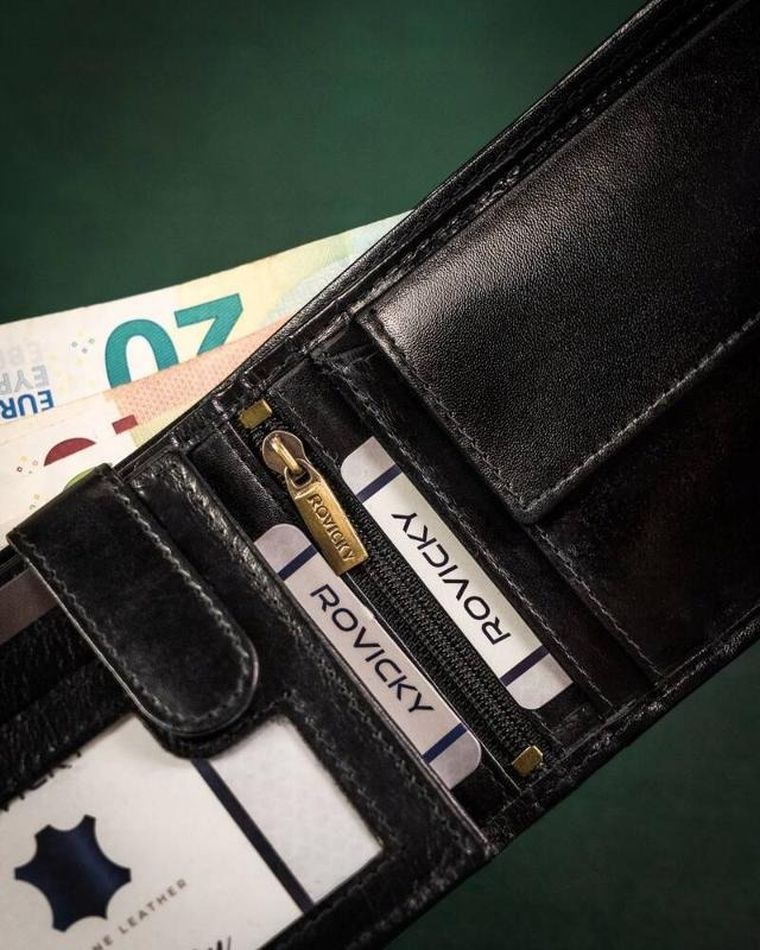 Portfel, czarny, skórzany, RFID, Rovicky