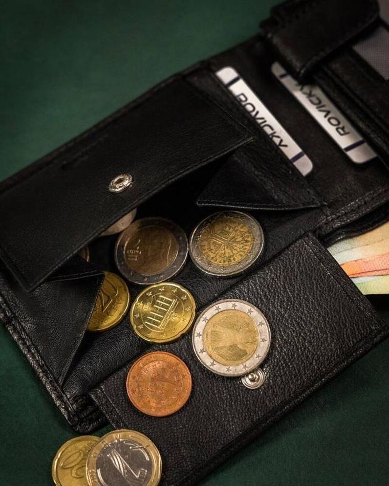 Portfel, czarny, skórzany, RFID, Rovicky