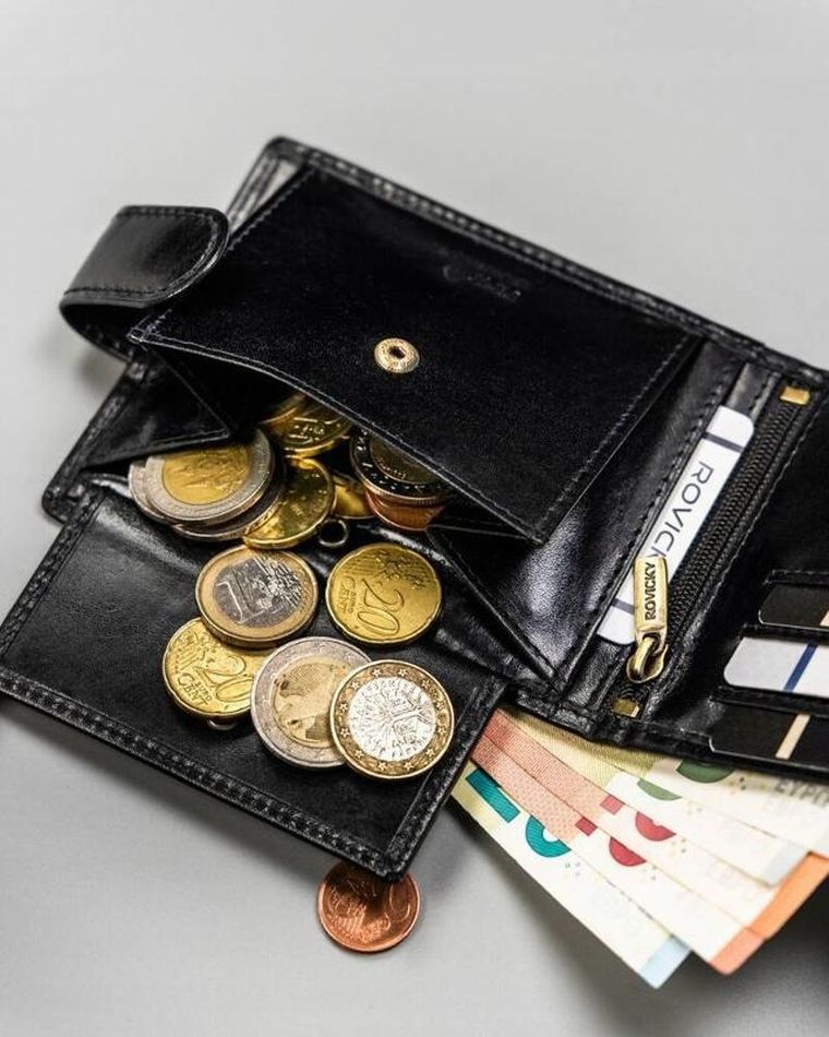 Portfel, czarny, skórzany, RFID, Rovicky