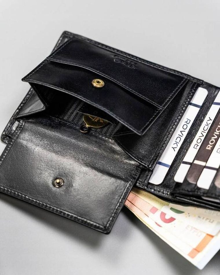 Portfel, czarny, skórzany, RFID, Rovicky