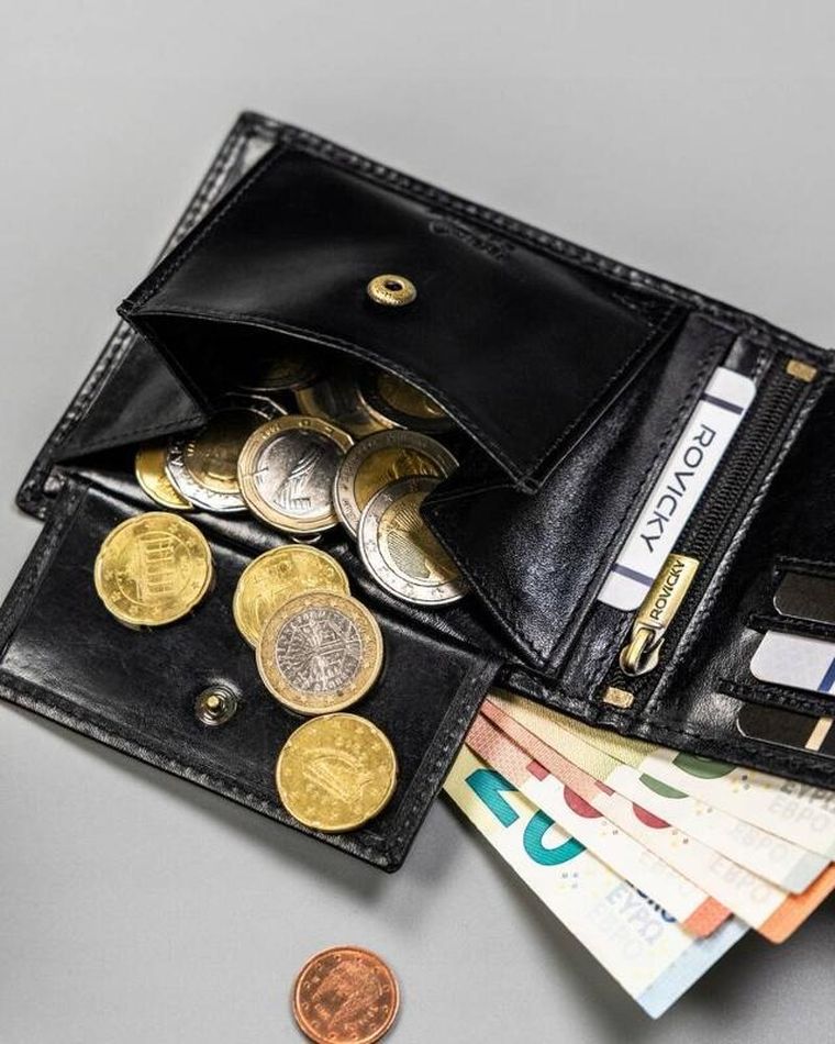 Portfel, czarny, skórzany, RFID, Rovicky