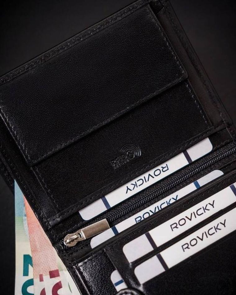 Portfel, czarny, skórzany, Rovicky