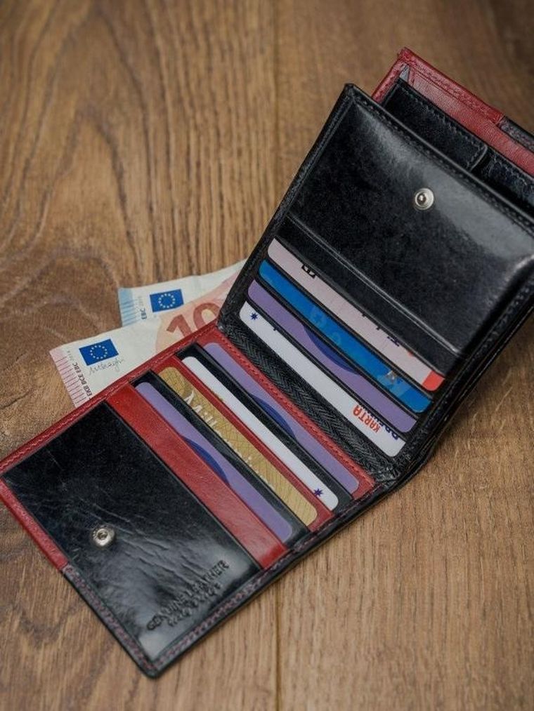 Portfel, czerwono-czarny, skórzany, RFID, Rovicky