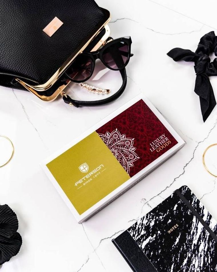 Portfel, czerwony, skórzany, Peterson