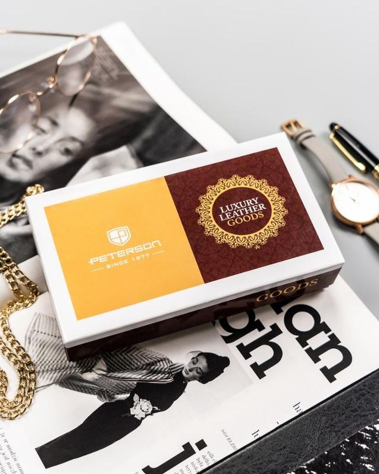 Portfel, czerwony, skórzany, Peterson