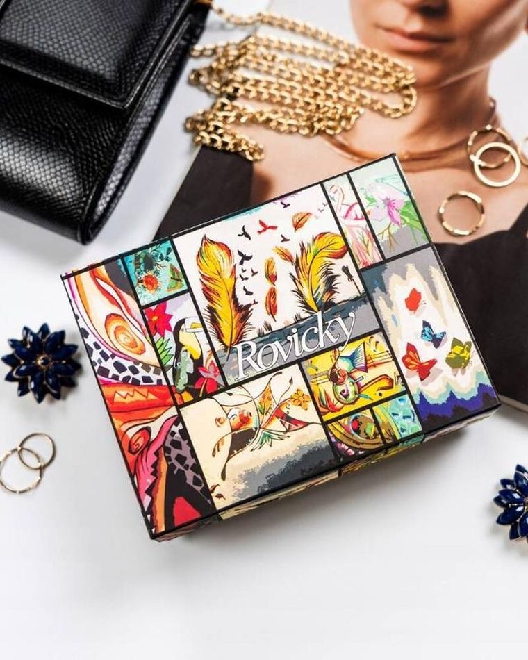 Portfel, czerwony, skórzany, RFID, Rovicky