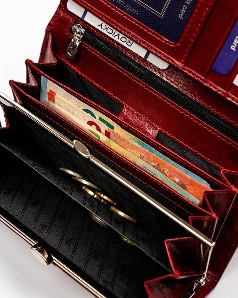 Portfel, czerwony, skórzany, RFID, Rovicky