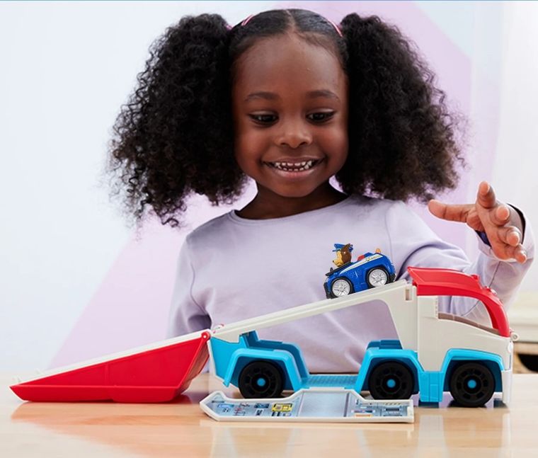 Psi Patrol, Pups Squad, Patrolowiec z wyścigówką Chase'a