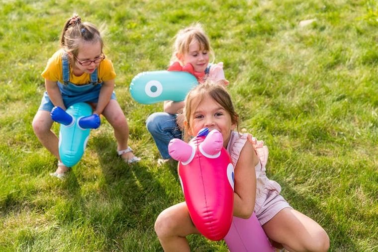 Quut, dmuchany makaron do pływania, dino