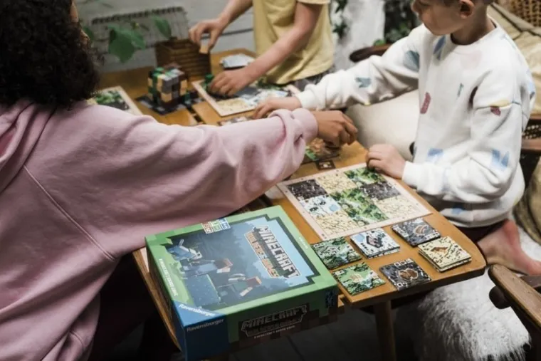 Ravensburger, Minecraft, Builders and Biomes, gra strategiczna