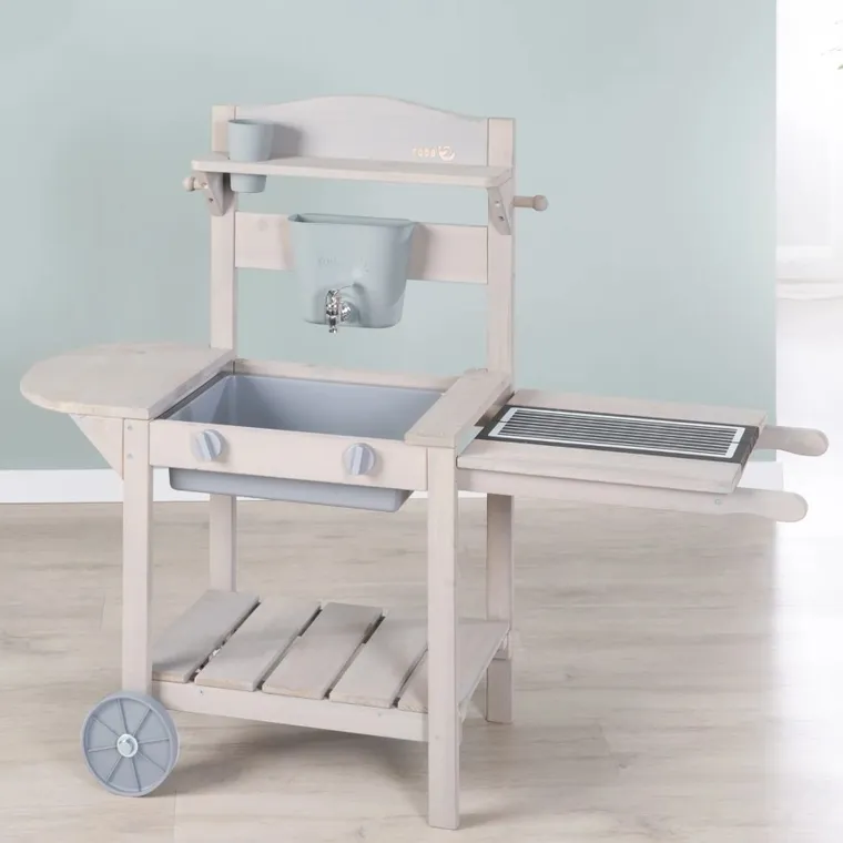 Roba, drewniana kuchnia ogrodowa, szara