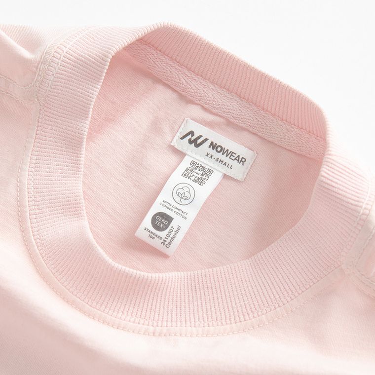 Różowy t-shirt o kroju cropp boxy NOWEAR