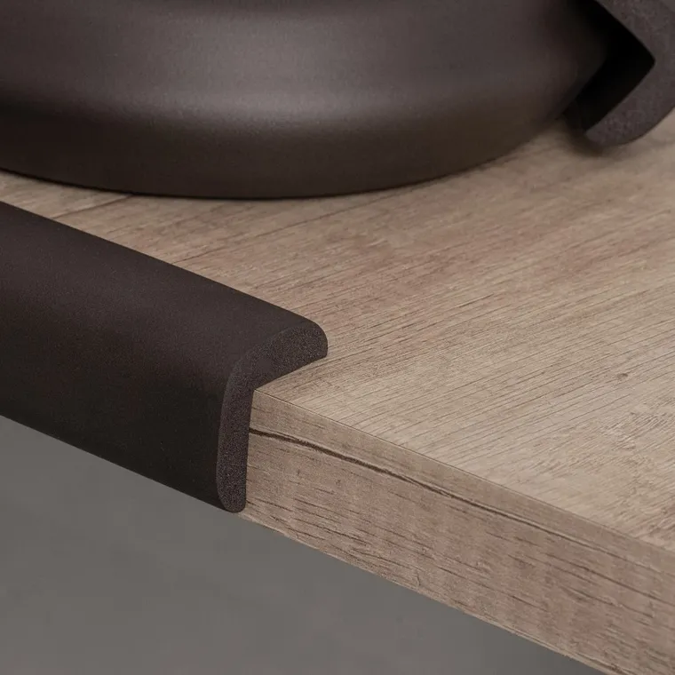 Sipo, piankowa taśma zabezpieczająca ostre krawędzie mebli, 2 metry, brązowa