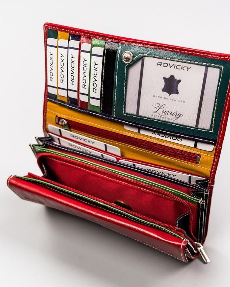 Skórzany portfel damski w orientacji poziomej na zatrzask, Rovicky