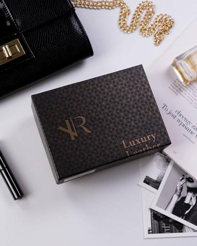 Skórzany portfel damski zamykany na zatrzask, Rovicky