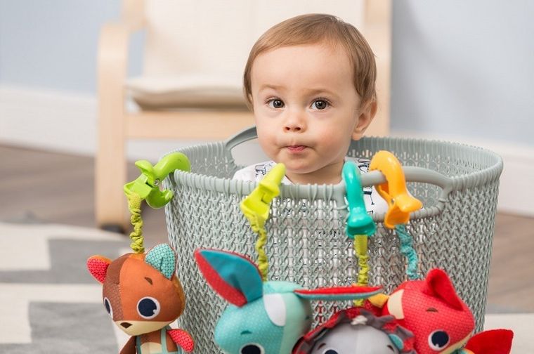 Tiny Love, Tiny Smarts, Lisek Christopher, wibrująca zawieszka