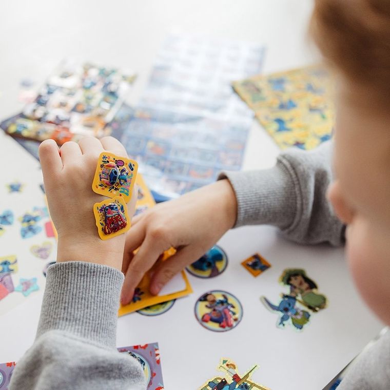 Totum, Lilo i Stitch, duży zestaw naklejek, 300 elementów