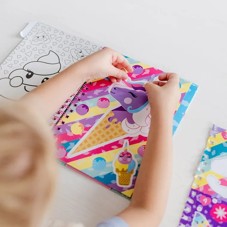 Totum, Unicorn, wyklejanie po numerach