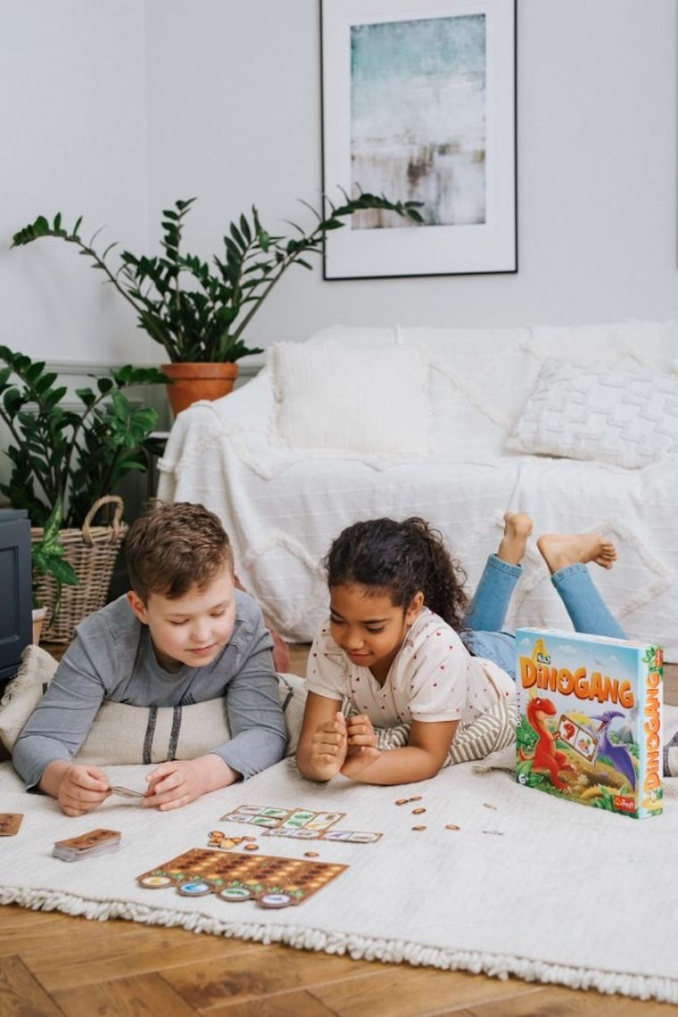 Trefl, Dinogang, gra familijna