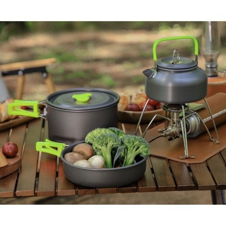 Trizand, naczynia turystyczne