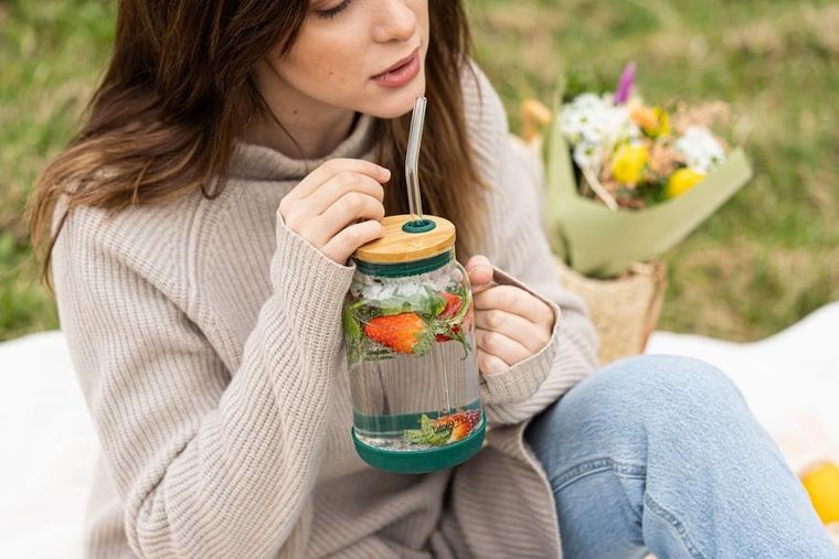 Vialli Design, słoik ze słomką, 600 ml, zielony Fuori