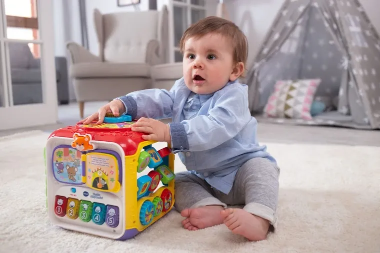 Vtech, kostka aktywności, zabawka interaktywna