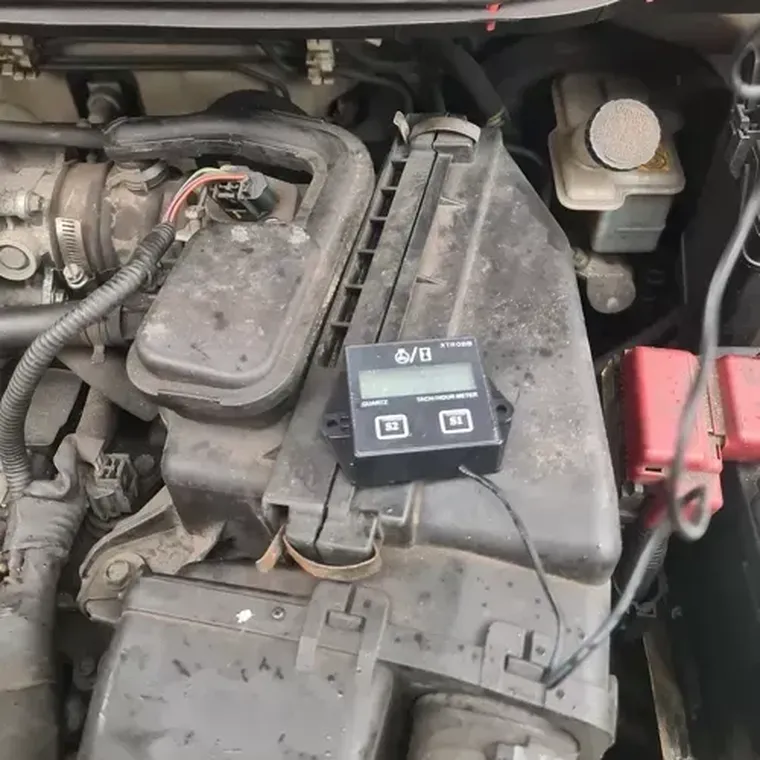 Xtrobb, licznik motogodzin pracy silnika