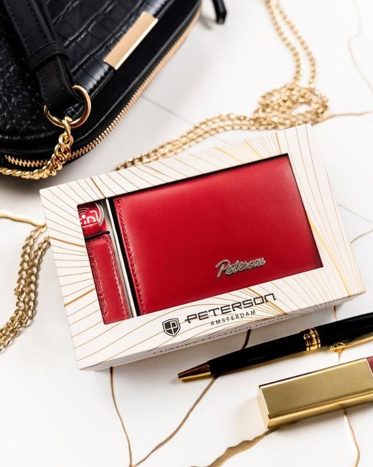 Zestaw prezentowy: Portfel, Brelok, czerwony, skórzany, Peterson