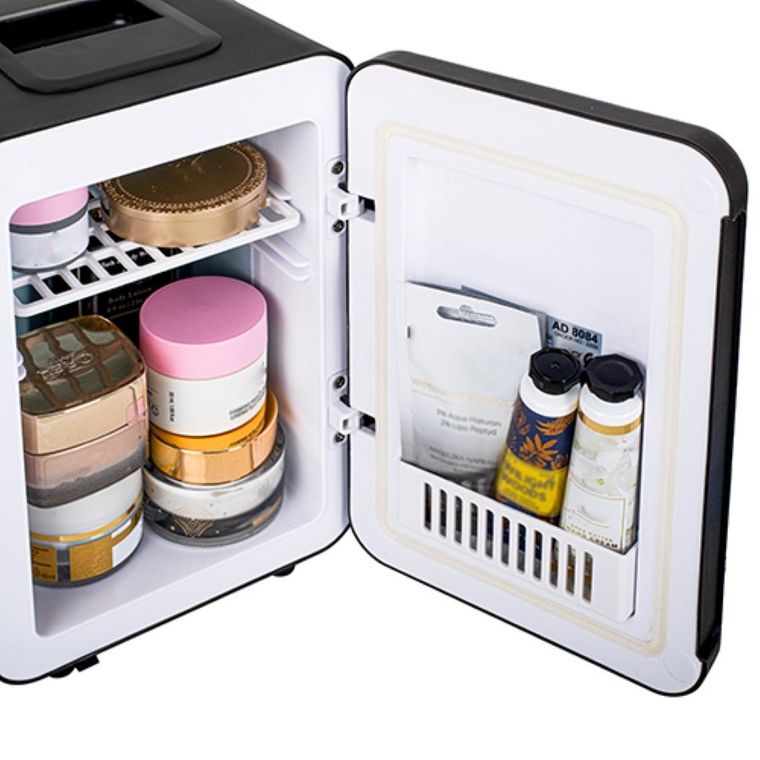 Adler, mini lodówka, AD 8084