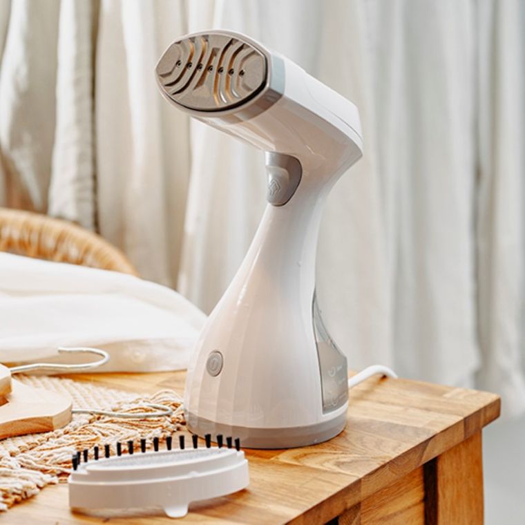 Adler, parownica do ubrań