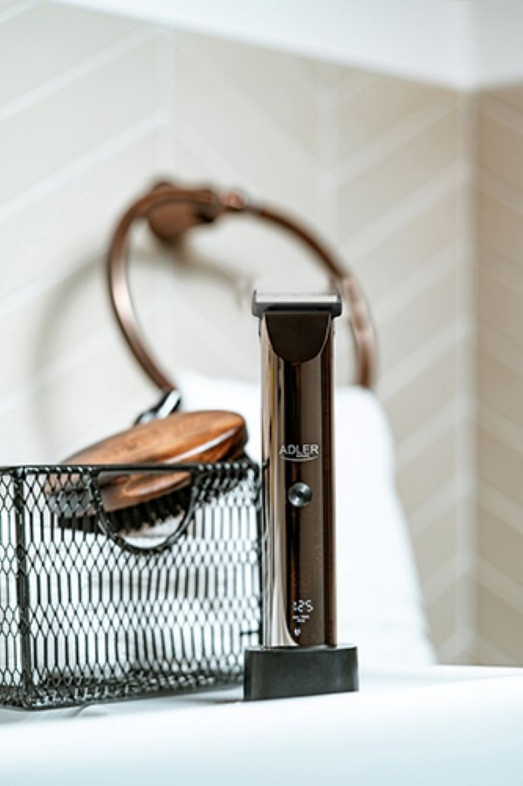 Adler, strzyżarka do włosów z LCD, AD 2834