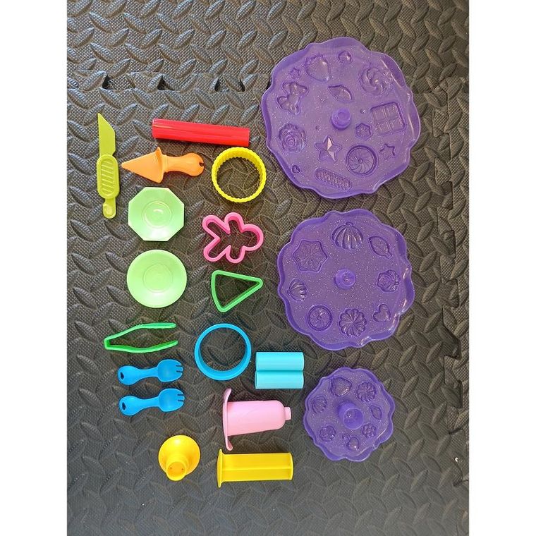 Anek dla Dzieci, masa plastyczna, cukiernia