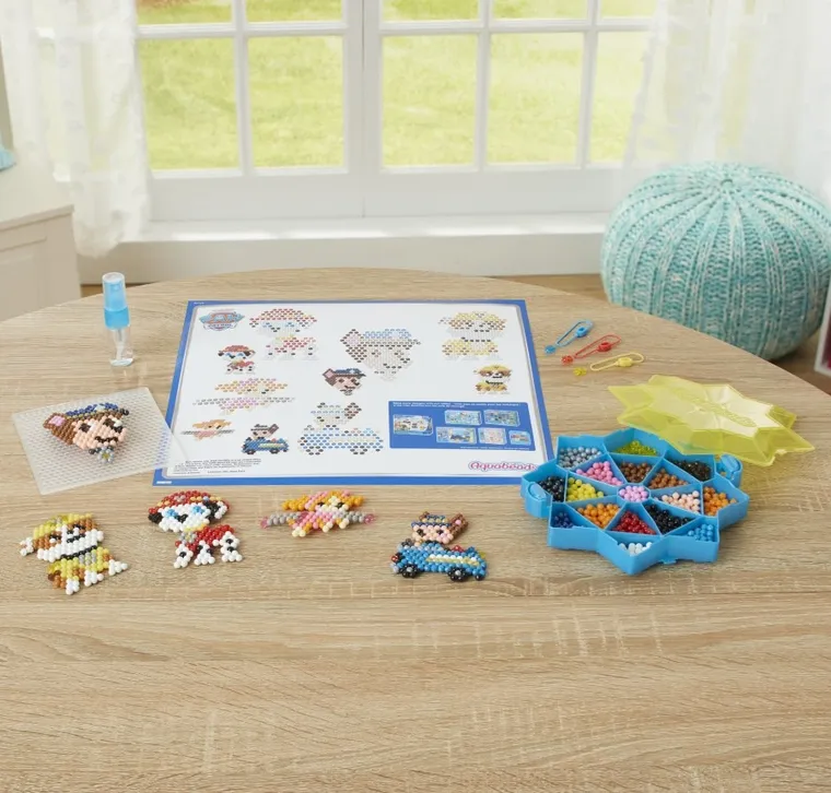 Aquabeads, Psi Patrol, koraliki wodne, zestaw startowy, 700 elementów, 35126