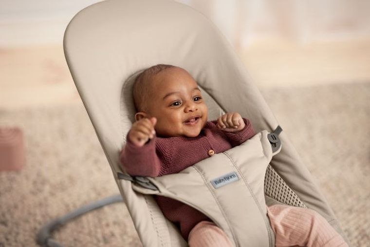 BabyBjörn, Balance Soft Woven/Jersey, leżaczek bujaczek, piaskowoszary