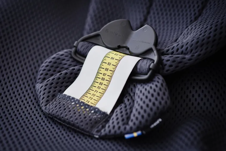 BabyBjörn, Mini 3D Mesh, nosidełko, antracytowy