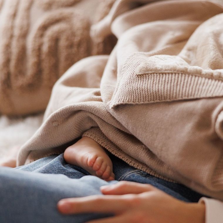 BabyOno, kocyk bawełniany z ociepleniem, jasny beż, 75-100 cm