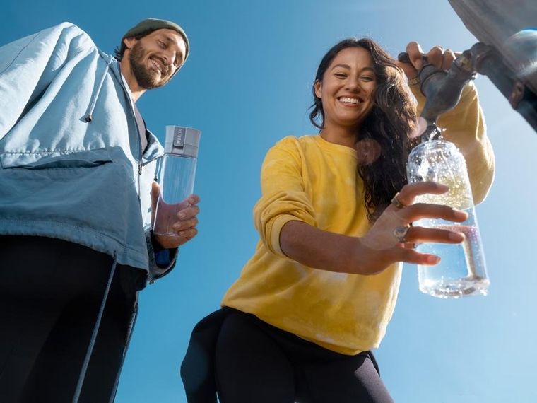 Brita, butelka filtrująca, Vital pastelowy błękit, 2 dyski