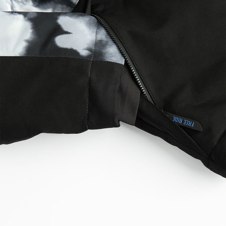 Cool Club, Wodoszczelna kurtka narciarska chłopięca z kapturem, ocieplana, czarno-biała