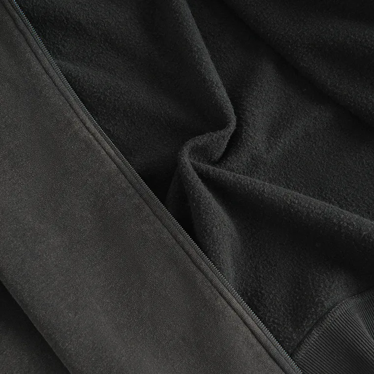 Czarna bluza oversize z kapturem zapinana na suwak NOWEAR