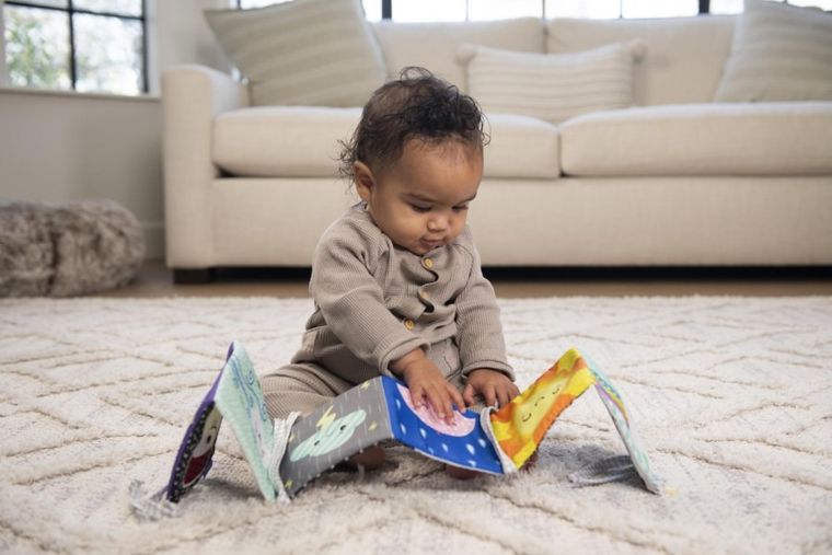 Infantino, miękka książeczka harmonijkowa