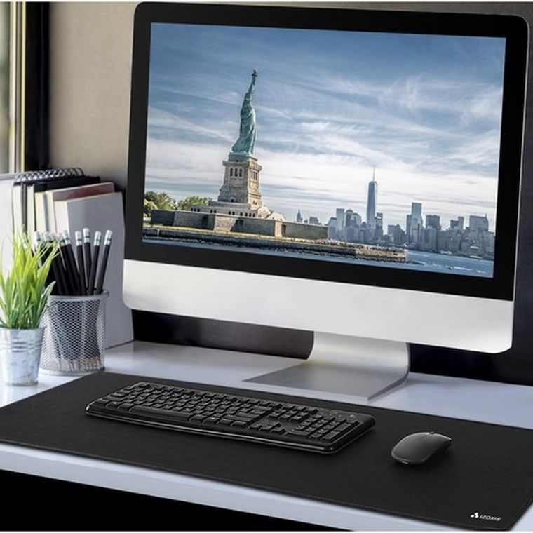 Izoxis, podkładka pod mysz i klawiaturę